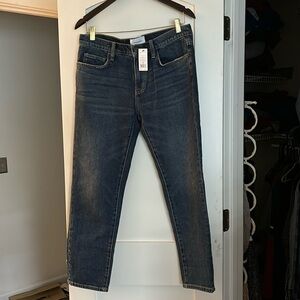 CURRENT/ELLIOT jeans. Style is The Fling. Size 28 Color is 1 year worn rig.